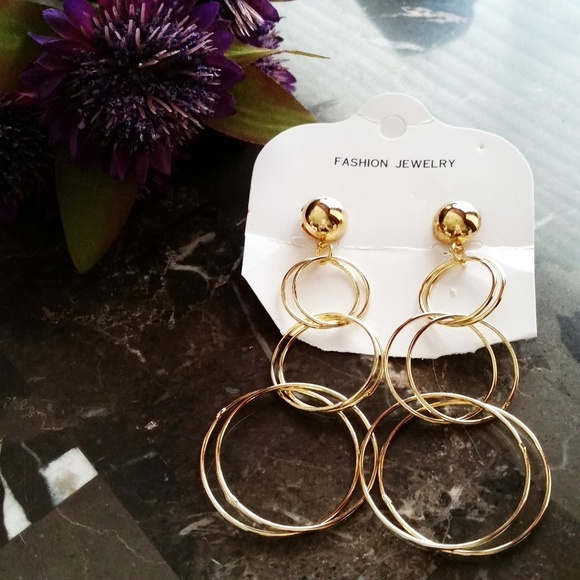Jewelry - Gold tone Hoop Earrings​